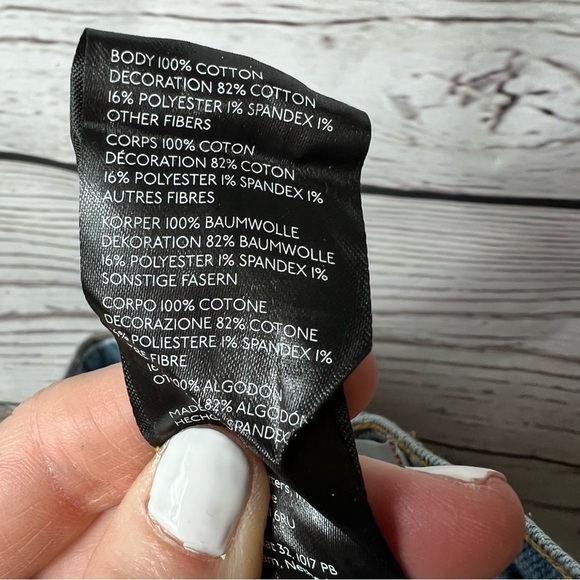 NWT Urban Outfitters BDG High Waisted Indigo Craft Patchwork Flare Jeans 24 - Picture 13 of 13